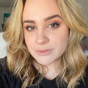 Meet your Posher, Alison